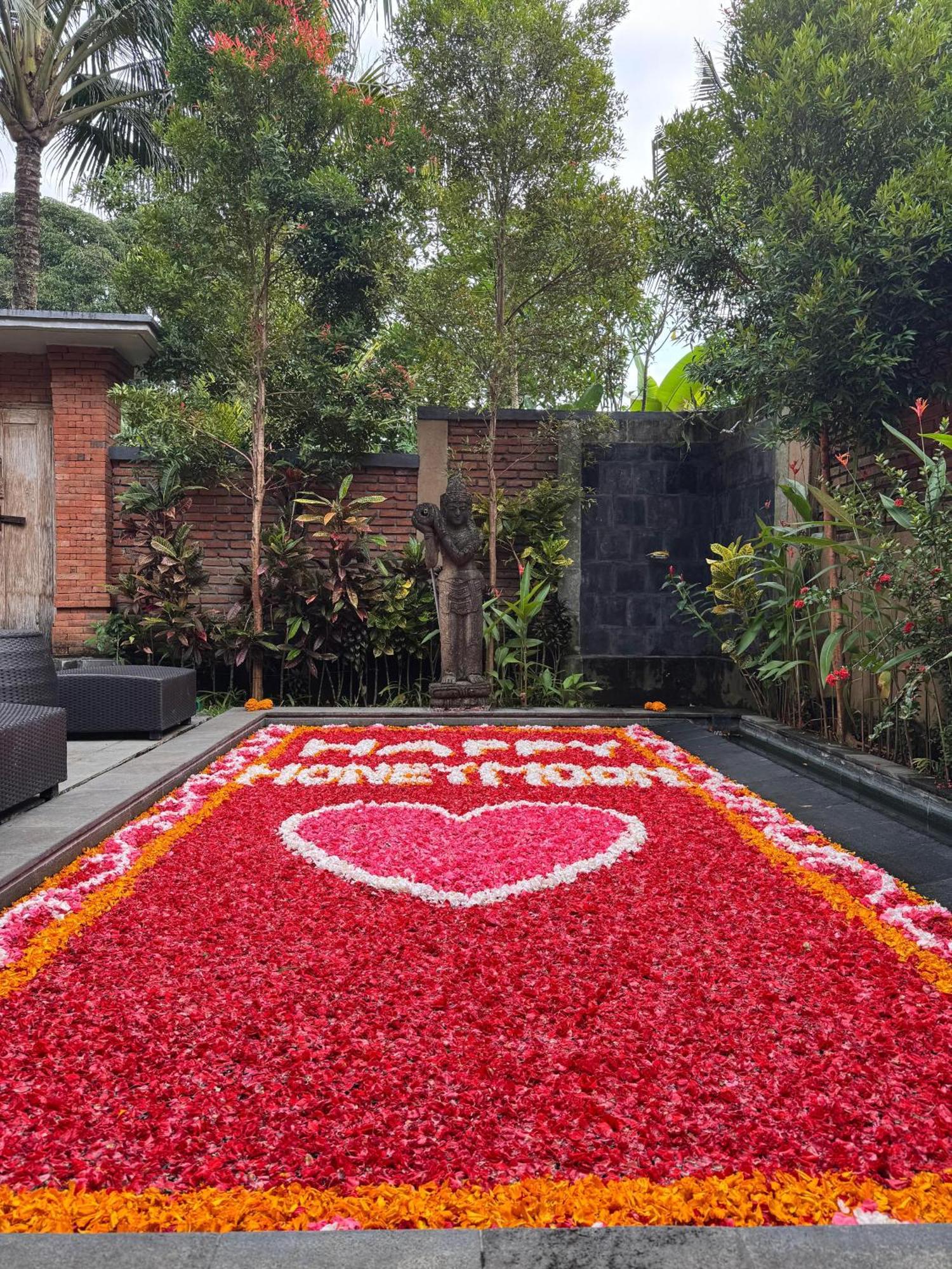 Ubud Suarga Private Pool Villa Eksteriør bilde